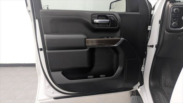 Used 2022 Chevrolet Silverado 1500 LT AWD/4WD image 8