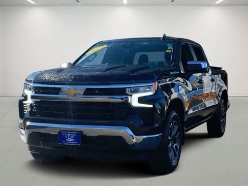 Certified 2022 Chevrolet Silverado 1500 LT image 2