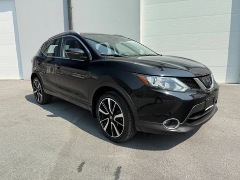 Used 2017 Nissan Rogue Sport SL w/ SL Premium Package AWD/4WD image 10