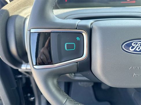 Certified 2025 Ford Expedition Active image 32