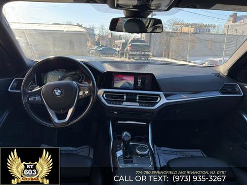 Used 2019 BMW 330i xDrive Sedan w/ Convenience Package image 15