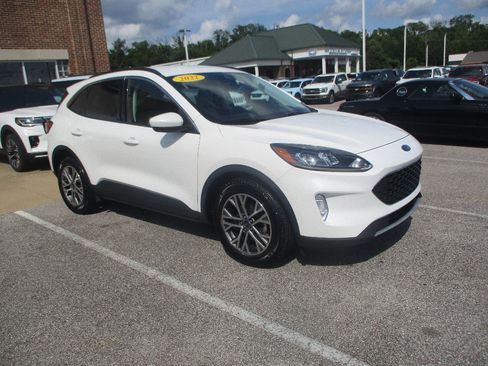 Used 2022 Ford Escape SEL FWD image 1