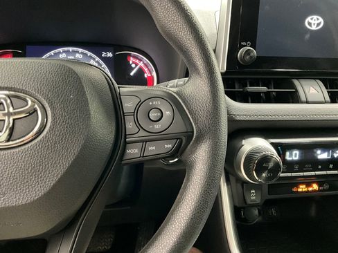 Used 2024 Toyota RAV4 XLE image 17