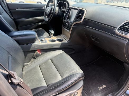 Used 2014 Jeep Grand Cherokee Limited AWD/4WD image 22