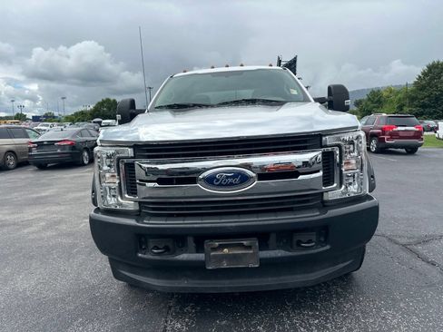 Used 2017 Ford F250 XL w/ Power Equipment Group AWD/4WD image 2