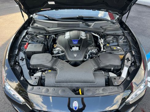 Used 2019 Maserati Ghibli S Q4 image 20
