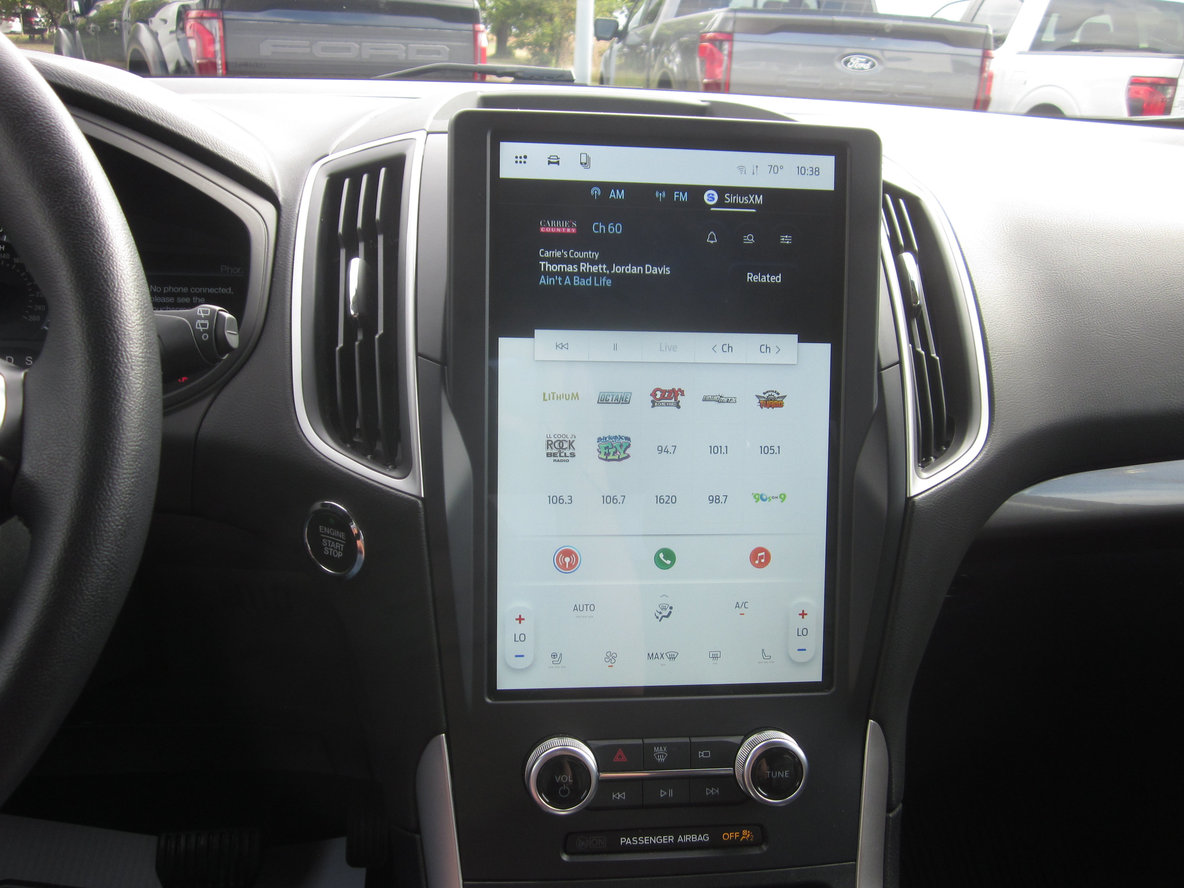 Used 2024 Ford Edge SEL w/ Convenience Package AWD/4WD image 16