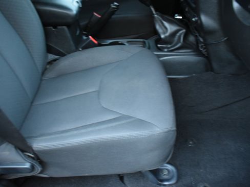 Used 2017 Jeep Wrangler Unlimited Sport w/ Quick Order Package 23S image 28