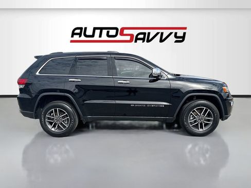 Used 2022 Jeep Grand Cherokee Limited image 8