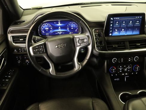 Used 2024 Chevrolet Suburban Z71 AWD/4WD image 18