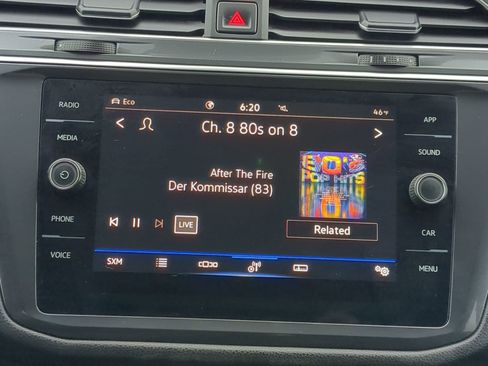 Used 2023 Volkswagen Tiguan SE image 23