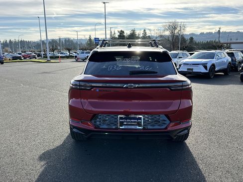 New 2026 Chevrolet Equinox EV RS image 4