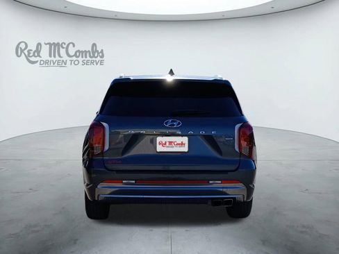 Used 2023 Hyundai Palisade Calligraphy image 4