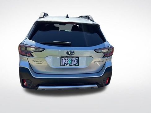 Used 2020 Subaru Outback Limited image 5