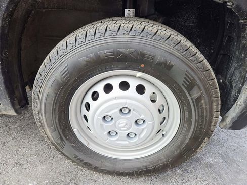 Used 2025 RAM ProMaster 3500 w/ Convenience Group image 17