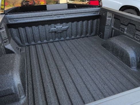 New 2026 Chevrolet Silverado 1500 High Country w/ Midnight Edition image 10