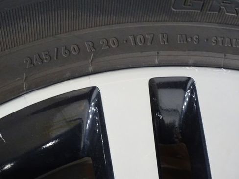 Used 2018 Toyota 4Runner Limited image 36