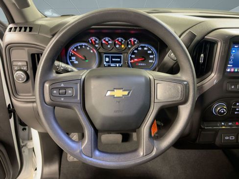 Used 2021 Chevrolet Silverado 1500 Custom image 16