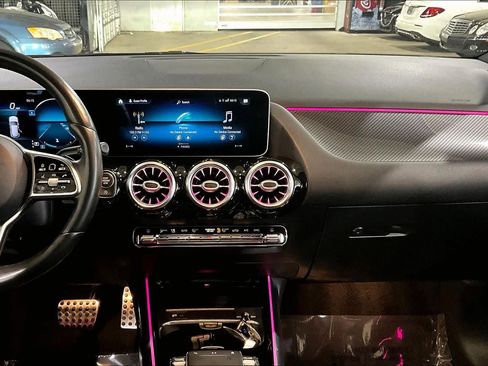 Used 2021 Mercedes-Benz GLA 250 4MATIC image 7