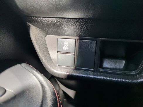 Certified 2025 Honda HR-V Sport image 29