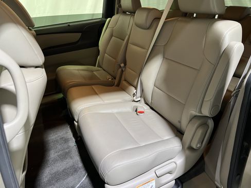 Used 2013 Honda Odyssey EX-L image 17