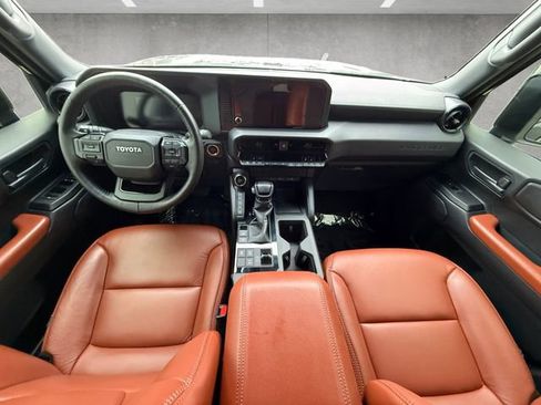 Used 2024 Toyota Land Cruiser image 20