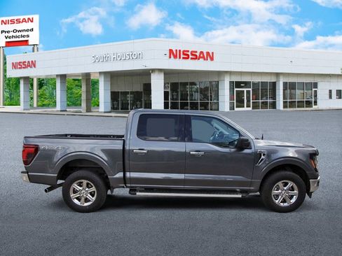 Used 2025 Ford F150 XLT w/ Equipment Group 301A Standard image 5