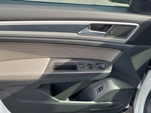 Used 2023 Volkswagen Atlas Cross Sport SEL image 24