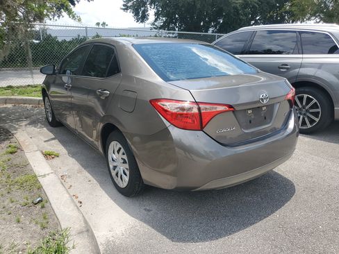 Used 2019 Toyota Corolla LE FWD image 4