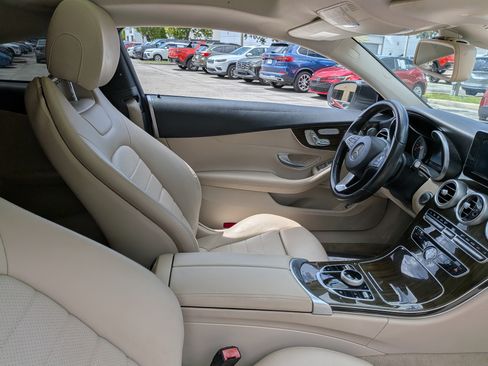 Used 2017 Mercedes-Benz C 300 Coupe image 16