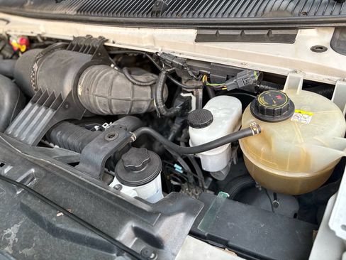 Used 2012 Ford E-150 and Econoline 150 RWD image 37