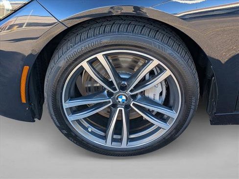 Used 2020 BMW 750i xDrive w/ M Sport Package image 9