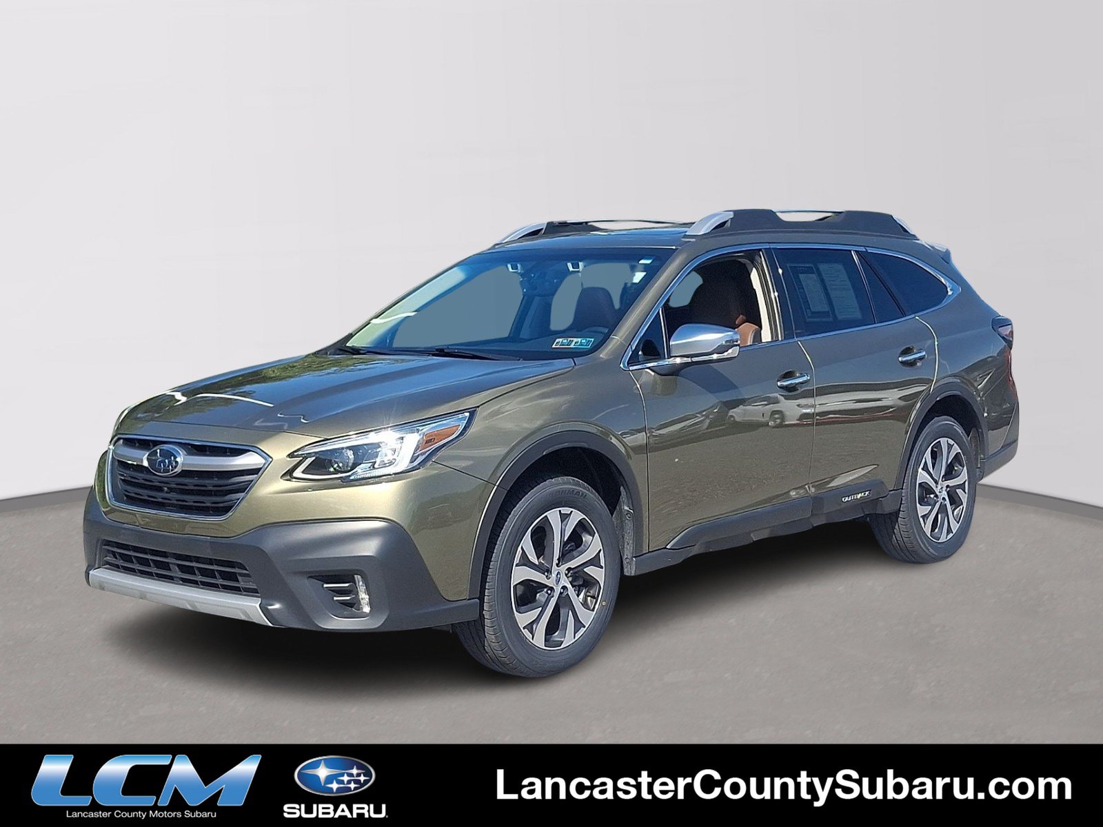 Used 2022 Subaru Outback Touring XT AWD/4WD image 1