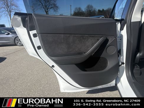 Used 2023 Tesla Model Y Long Range image 11