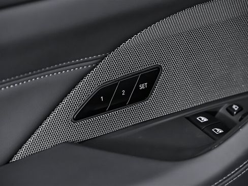 Used 2023 BMW M4 xDrive Competition w/ M Carbon Exterior Package AWD/4WD image 14