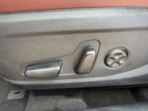 Used 2017 Kia Optima LX w/ Value Package image 16