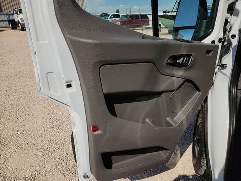 Used 2024 Ford Transit 350 XL RWD image 12