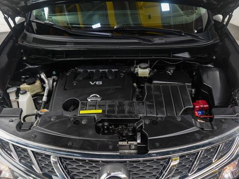 Used 2013 Nissan Murano SV w/ Value Pkg image 32