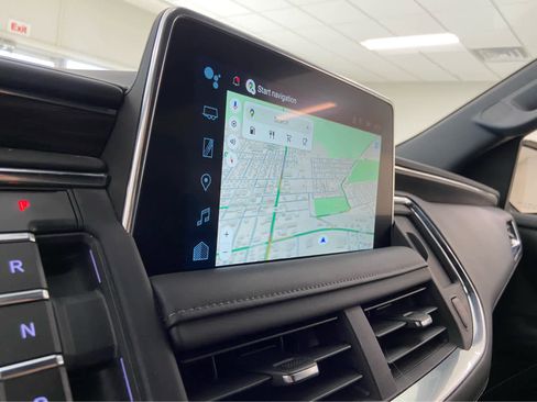 Used 2023 Chevrolet Tahoe LT image 32