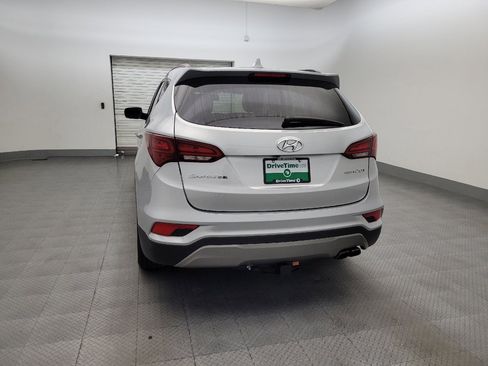 Used 2018 Hyundai Santa Fe Sport 2.0T FWD image 6