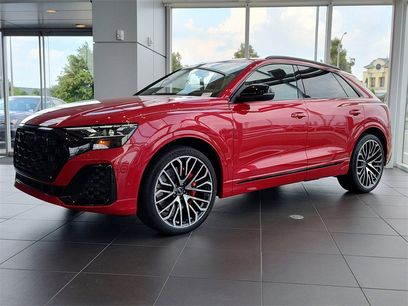 New 2025 Audi SQ8 Prestige