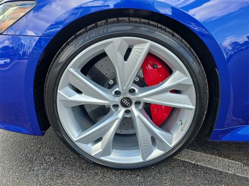 Used 2023 Audi RS 7 Sportback image 9