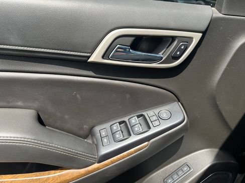 Used 2019 GMC Yukon Denali w/ Denali Ultimate Black Edition AWD/4WD image 26