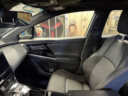 Used 2023 Toyota bZ4X XLE w/ Weather Package image 32