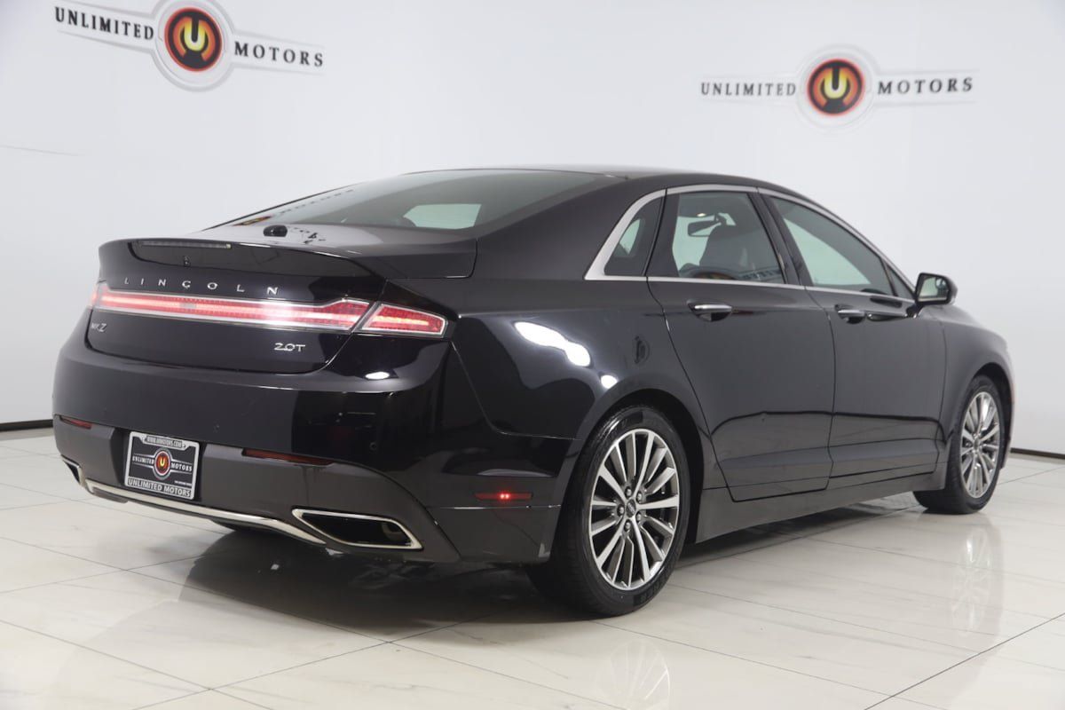 Used 2017 Lincoln MKZ Premiere FWD image 3