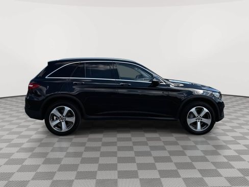 Used 2019 Mercedes-Benz GLC 300 4MATIC image 7