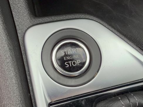 Used 2025 Nissan Sentra SV FWD image 20