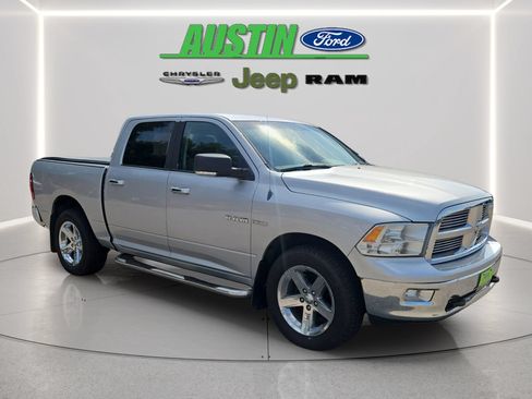 Used 2010 Dodge Ram 1500 Truck SLT w/ SLT Plus D←cor Group AWD/4WD image 7