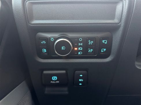 Used 2025 Ford F150 Platinum w/ Equipment Group 702A High image 23