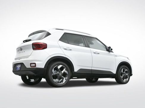 New 2026 Hyundai Venue SEL FWD image 14